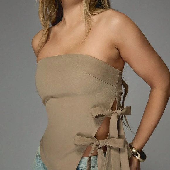 Apricot Casual Women's Asymmetric Hem Bow Detail Bandeau Top - Picture 3 of 7